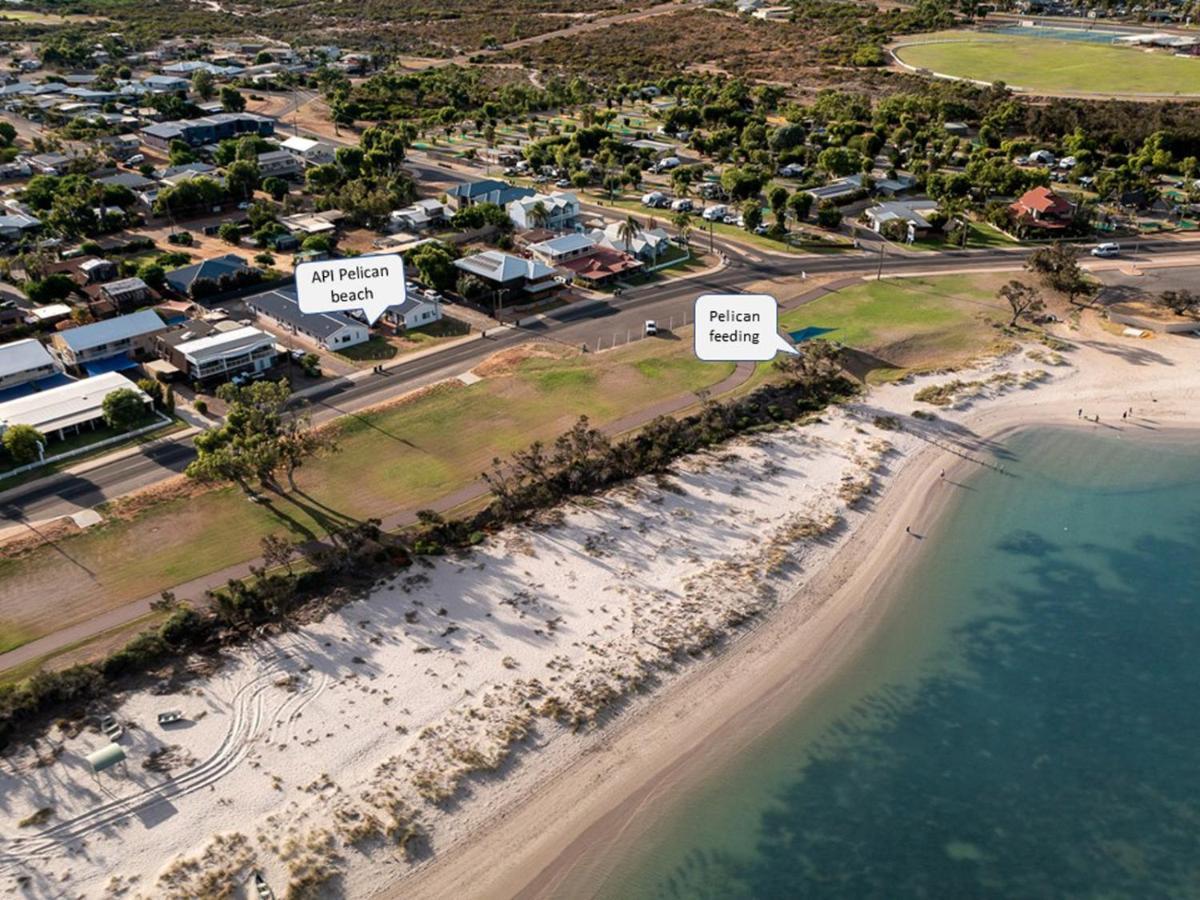 Api Pelican Beach Front Apartments Kalbarri Luaran gambar