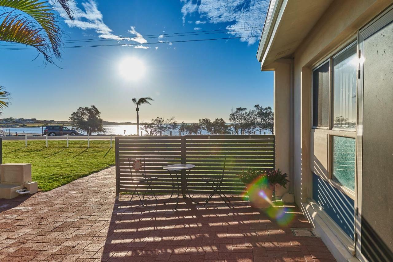 Api Pelican Beach Front Apartments Kalbarri Luaran gambar