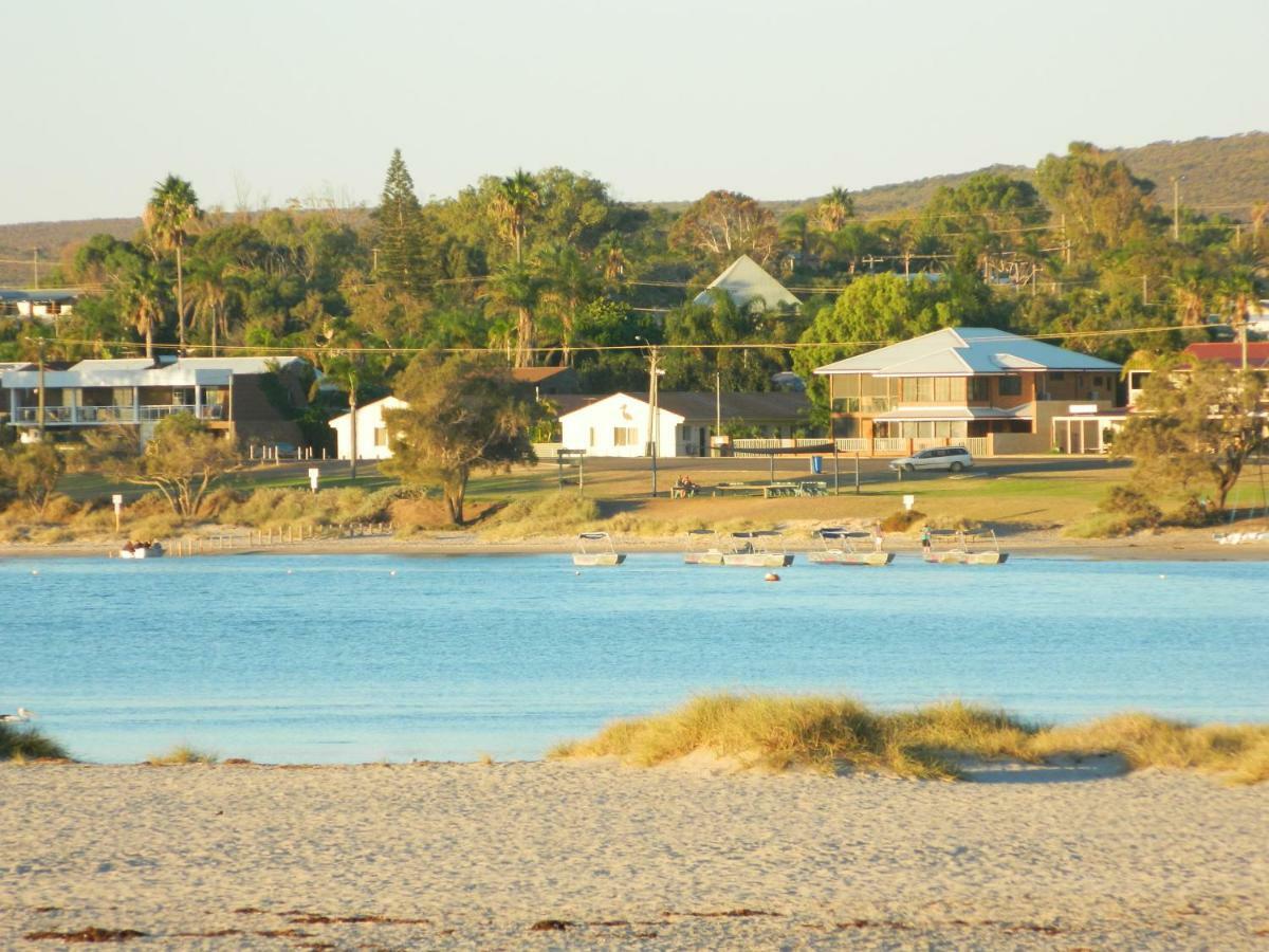 Api Pelican Beach Front Apartments Kalbarri Luaran gambar