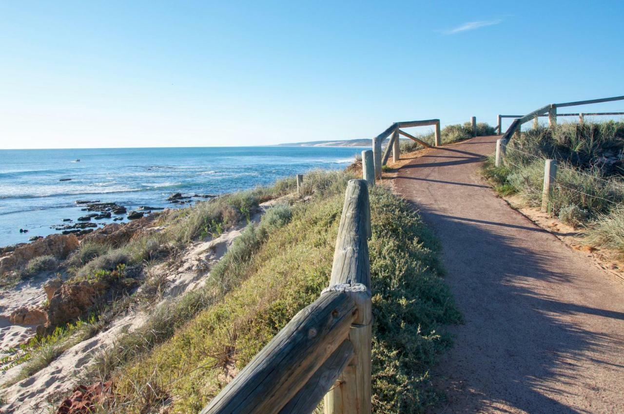 Api Pelican Beach Front Apartments Kalbarri Luaran gambar