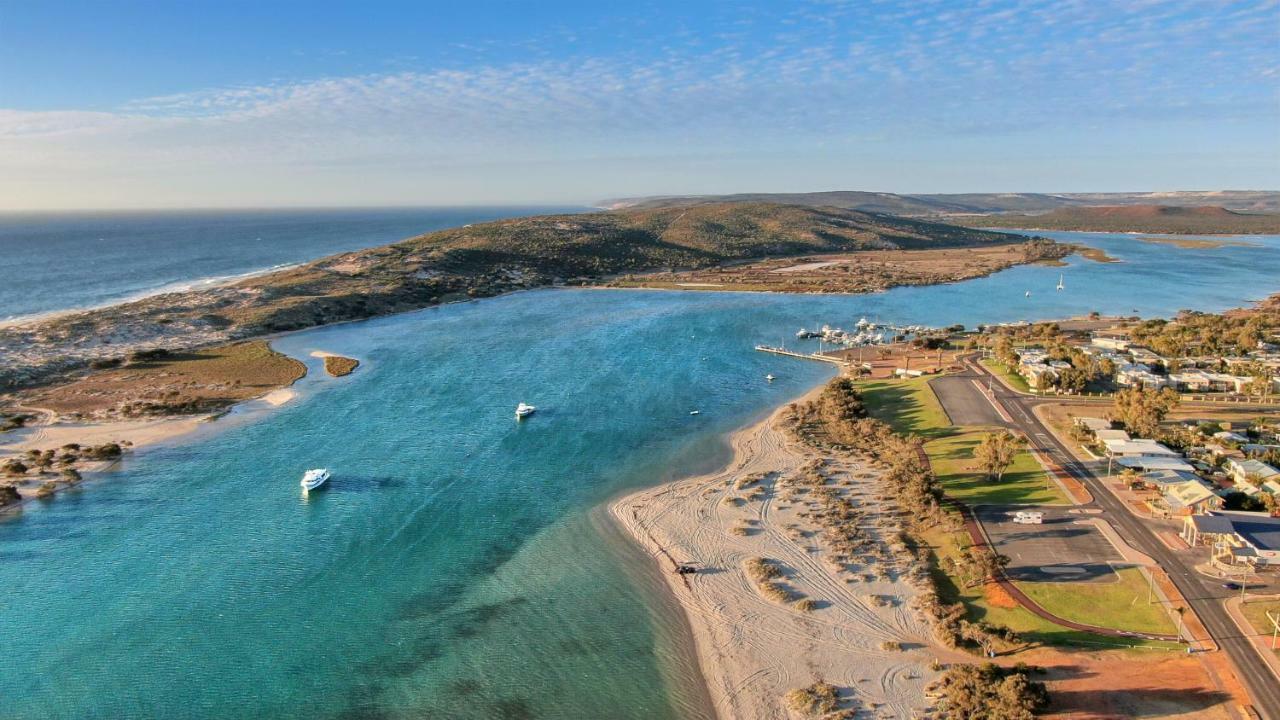Api Pelican Beach Front Apartments Kalbarri Luaran gambar